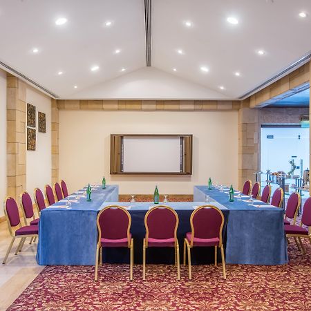 Crowne Plaza Amman By Ihg Hotel Exterior foto Meeting room