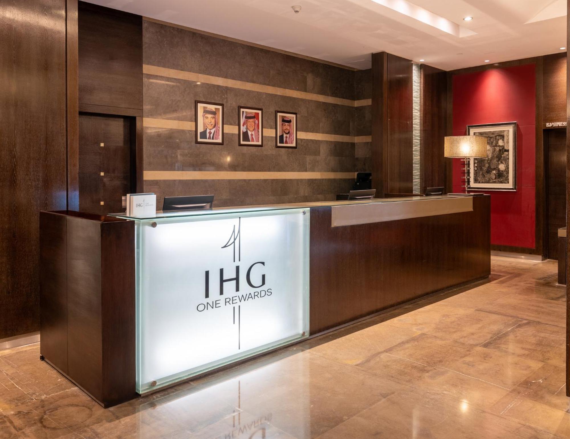 Crowne Plaza Amman By Ihg Hotel Exterior foto IHG One Rewards