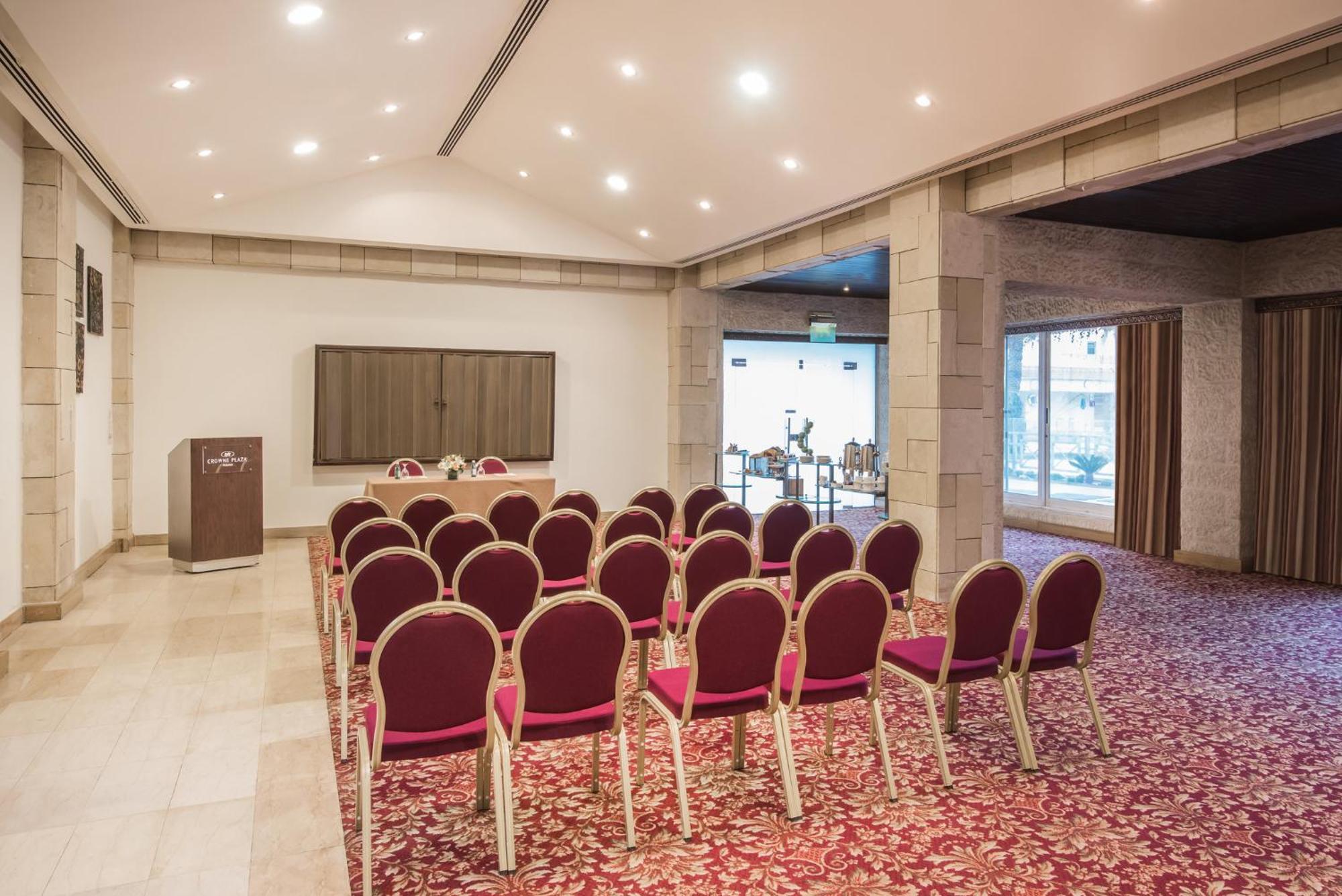 Crowne Plaza Amman By Ihg Hotel Exterior foto Meeting room