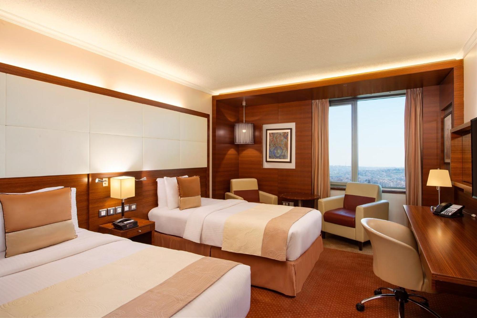 Crowne Plaza Amman By Ihg Hotel Exterior foto