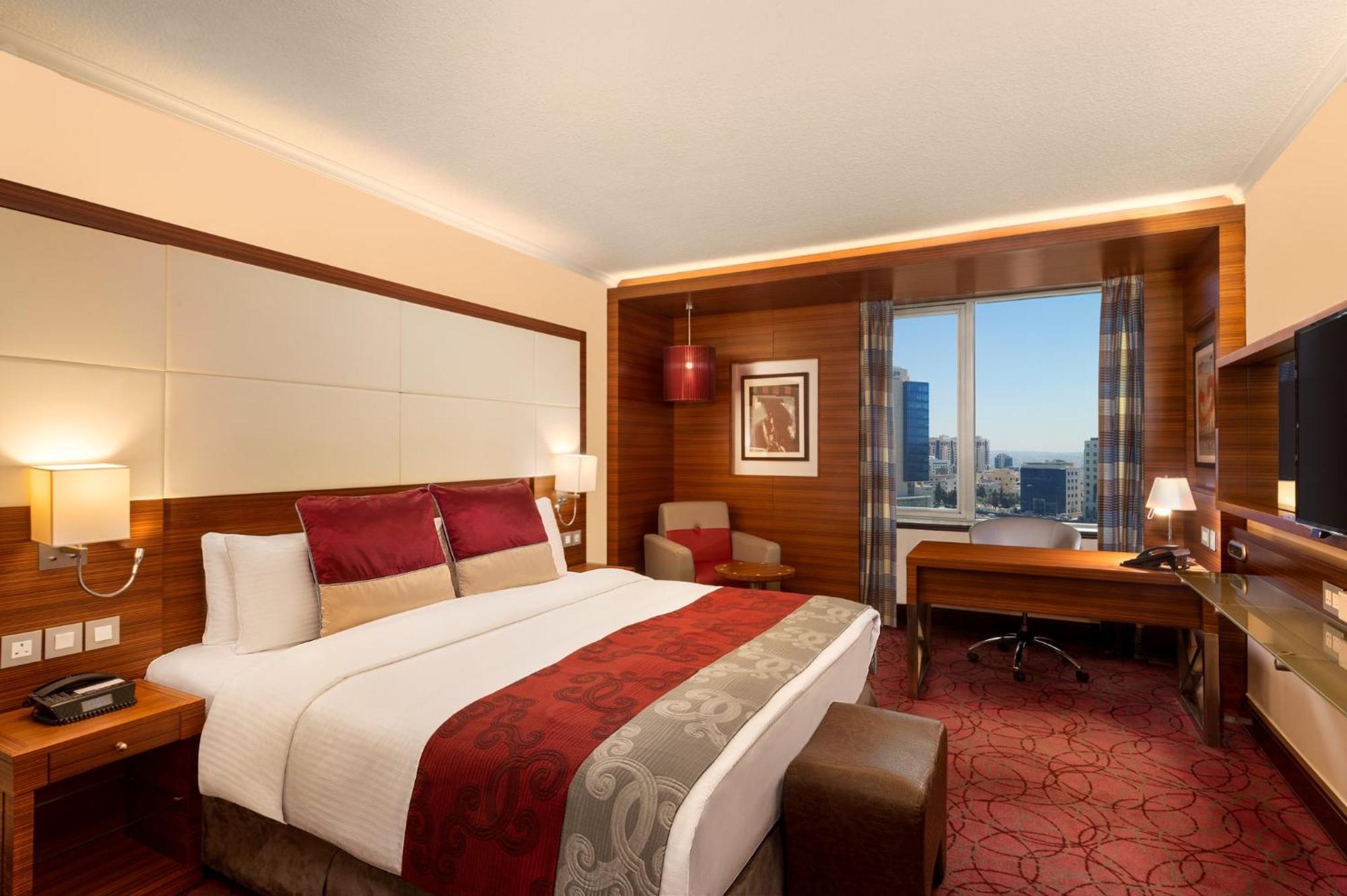 Crowne Plaza Amman By Ihg Hotel Exterior foto