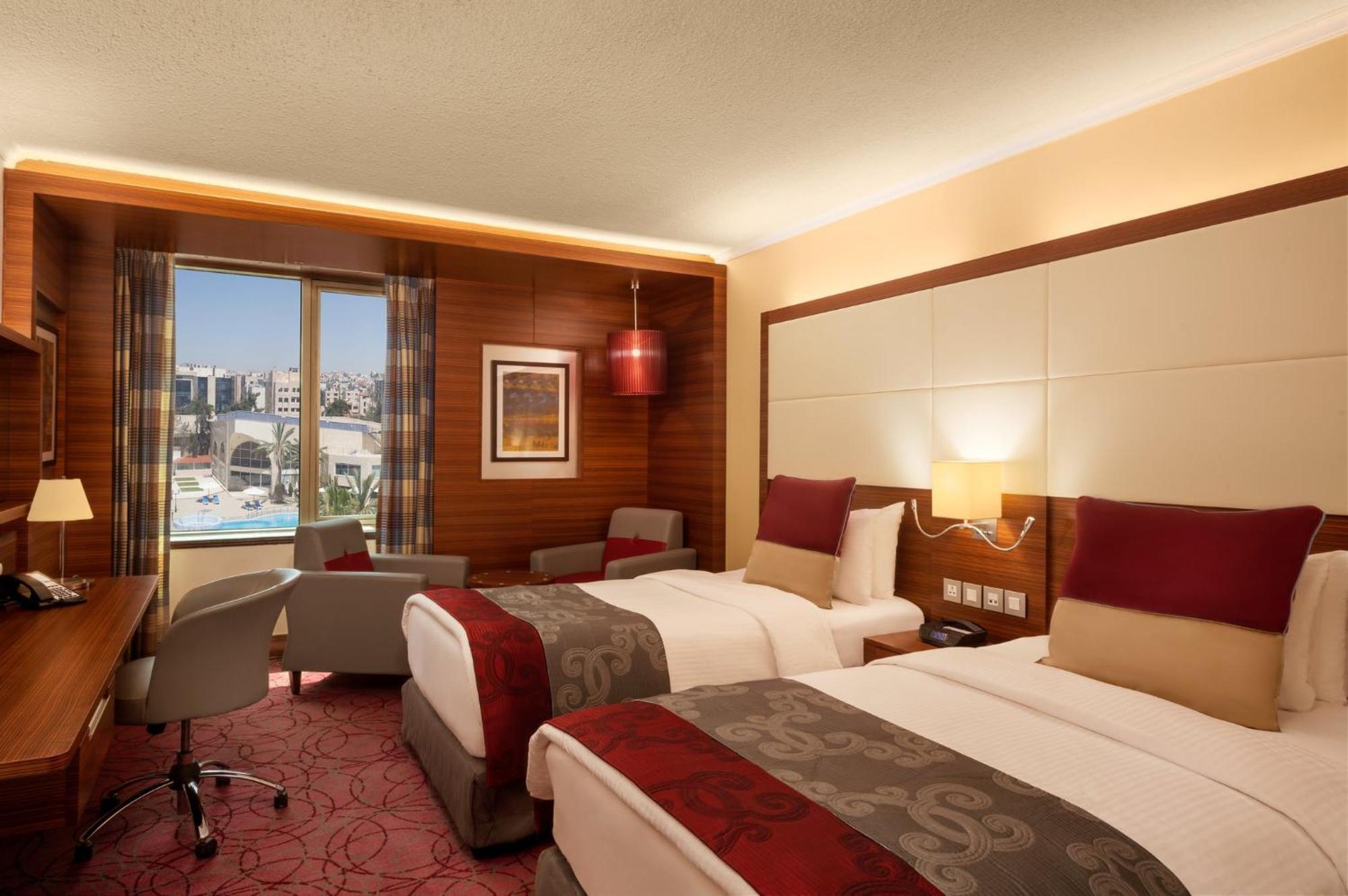 Crowne Plaza Amman By Ihg Hotel Exterior foto