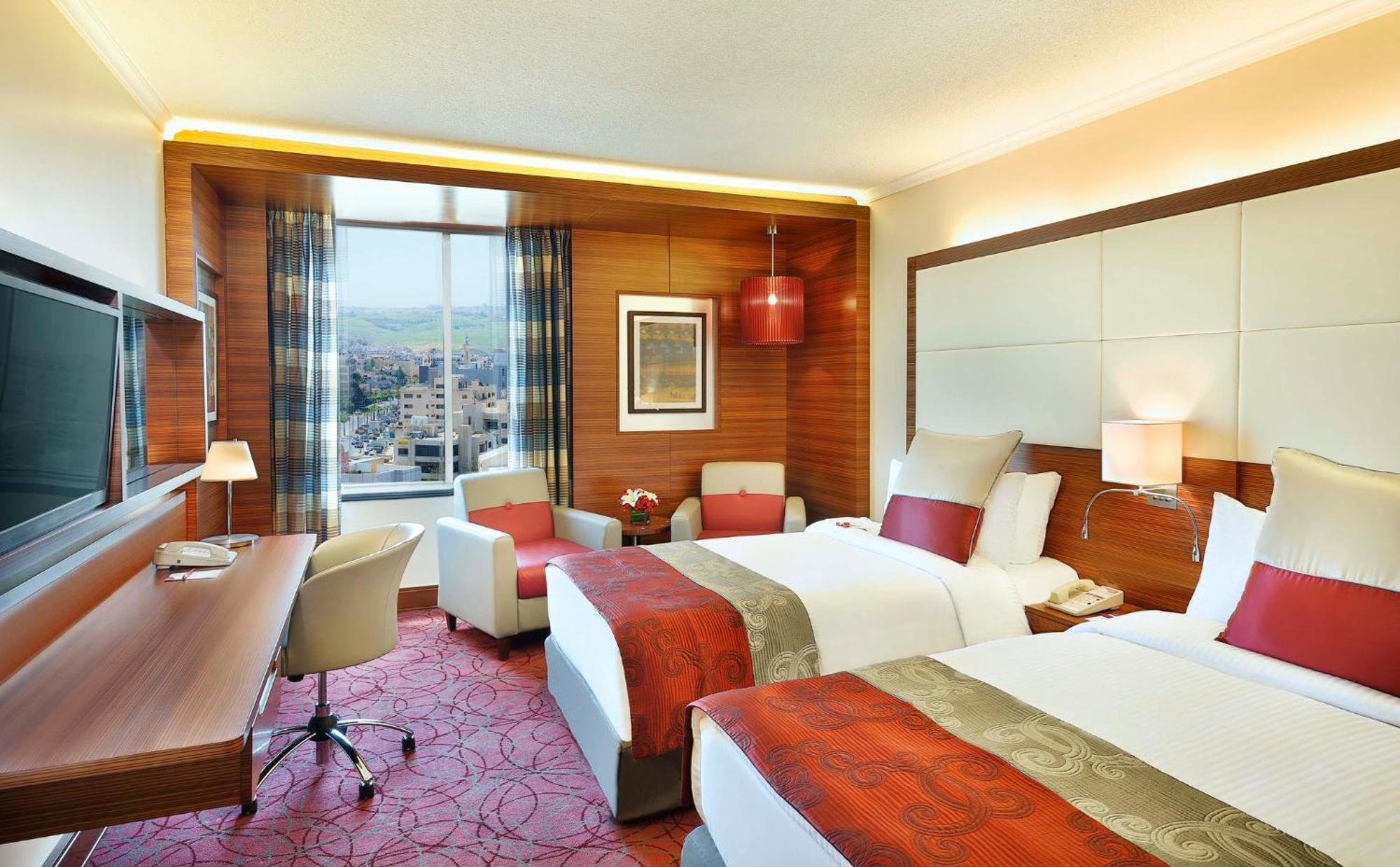 Crowne Plaza Amman By Ihg Hotel Exterior foto